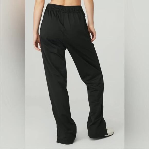 Alo Yoga Prizewinner Track Pants Black Wide Leg Logo Waistband Athleisure Small - Picture 7 of 13